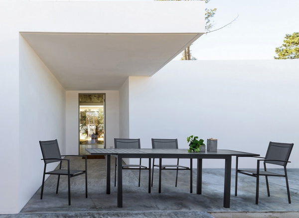 Andrea bizzotto hilde tavolo 160x90 da esterno allungabile in alluminio antracite