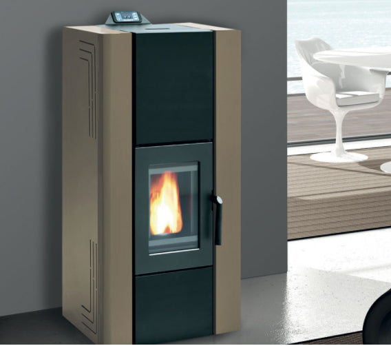 Royal Idro 270 Stufa A Pellet Idro 26 kw In Acciaio Beige