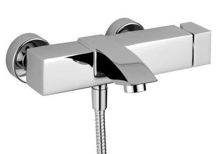 Paffoni Level Lec022st Miscelatore Vasca Steel Looking ambientato in box doccia con pareti in vetro