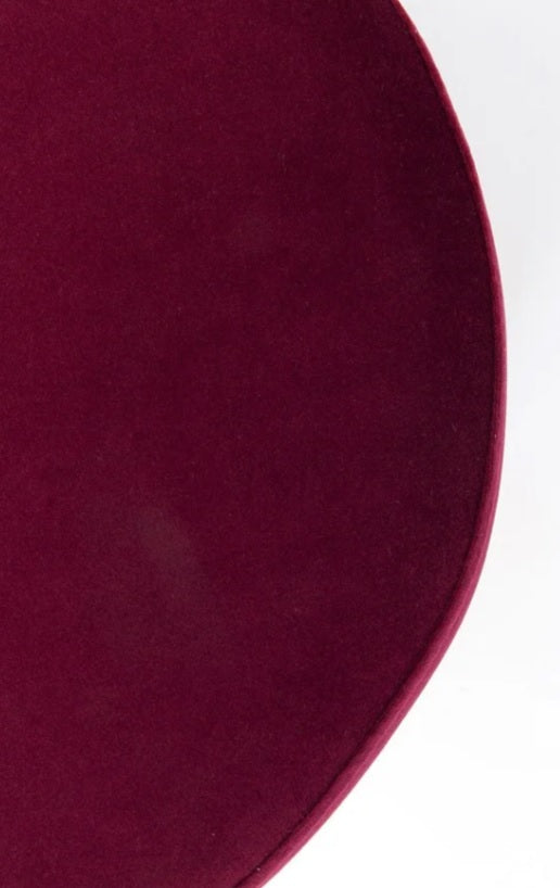 Cherry pouf sgabello 35 cm glamour moderno con fascia ottone e tessuto effetto velluto bordeaux