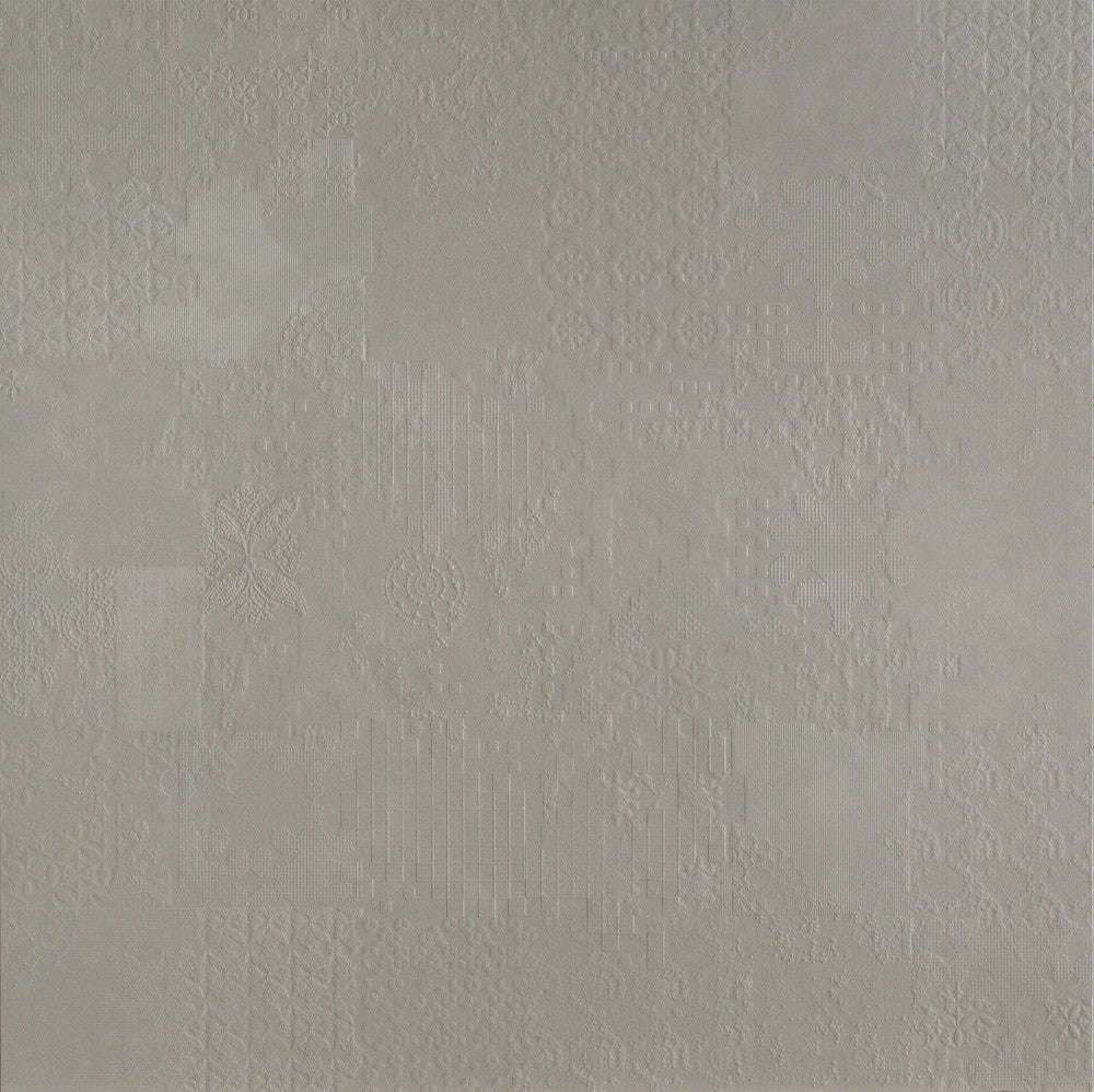 Mutina Dechiner Decor Piastrella Rettificato Relief Spazzolato Cm 60x60 In Gres Porcellanato Grigio