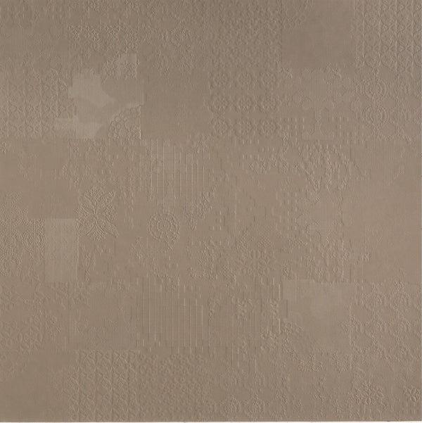 Mutina Dechiner Decor Piastrella Rettificato Relief Spazzolato Cm 60x60 In Gres Porcellanato Ecru