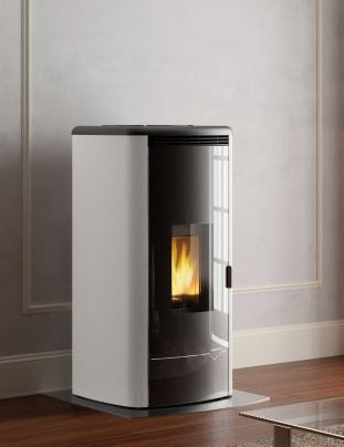 Stufa A Pellet Ventilata ad acqua con top in ghisa e acciaio bianco Palazzetti Maida Idro 18t