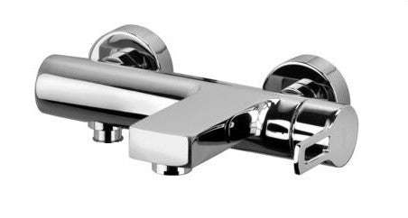 Paffoni Ringo Rin022 Miscelatore vasca Monocomando Esterno ambientato in box doccia con pareti in vetro