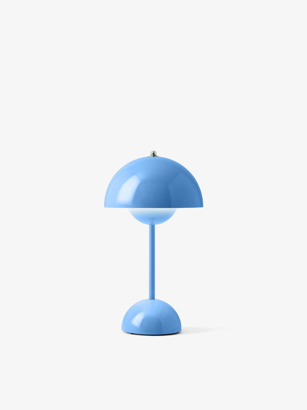 &Tradition Flowerpot VP9 Lampada ricaricabile da interno Azzurro, particolare del diffusore luminoso