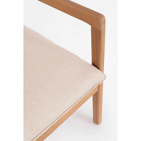 Andrea Bizzotto Danubio salotto outdoor in legno acacia con visto dall'alto, composizione e proporzioni