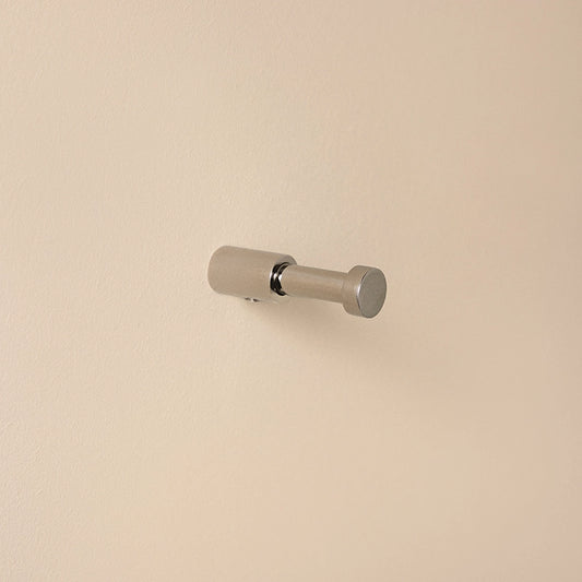 Appendino a muro in acciaio Satinato Logic 2260321 Cosmic