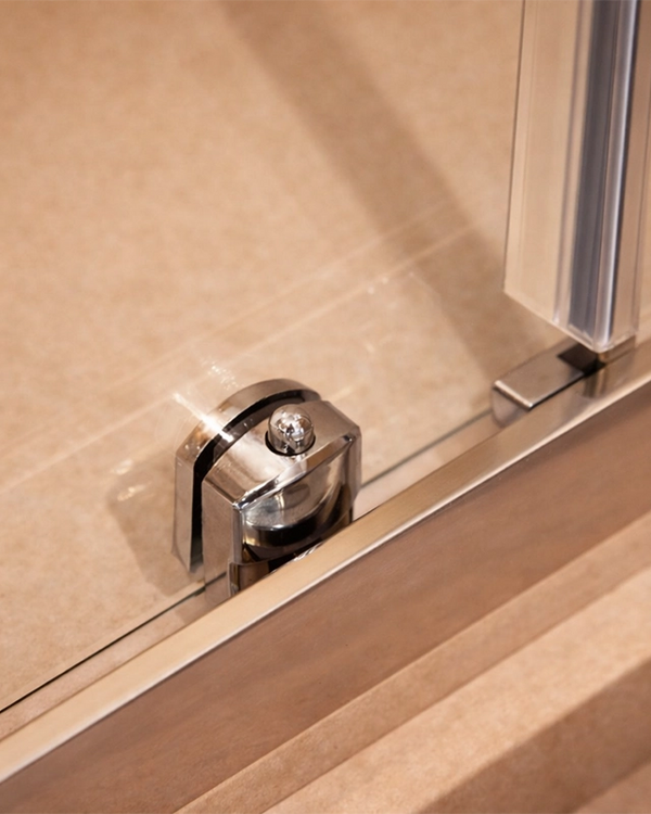 Box doccia 70x160 Nuvola un anta scorrevole reversibile Cromato installato in bagno moderno con ante in vetro temperato...