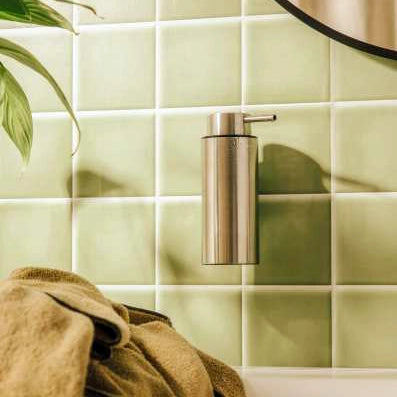 Dispenser porta sapone liquido a muro in acciaio Satinato Logic 2260304 Cosmic