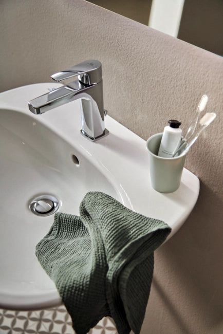 Ideal Standard Tesi Lavabo 65 cm con semicolonna bianco vista laterale Exagonshop