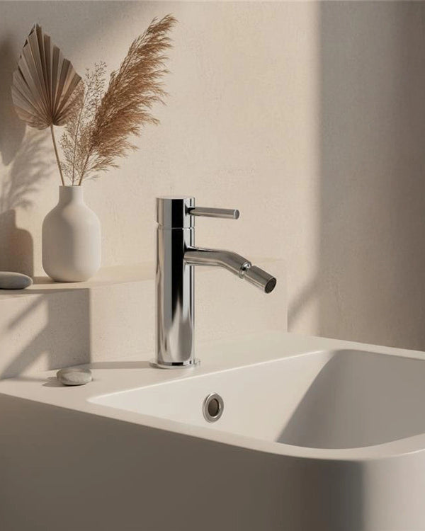 Jabil 35 Miscelatore bidet con scarico click clack cromo Cromo Lucido, vista frontale della maniglia e della bocca di...