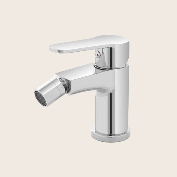 Miscelatore bidet con piletta click clack cromo Eden, dettaglio ravvicinato della finitura e del marchio - Exagonshop