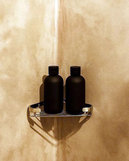 Griglia portasapone angolare In Ottone Cromo New Line Dc1 Cromo Lucido in cromato installato in bagno moderno con ante in...