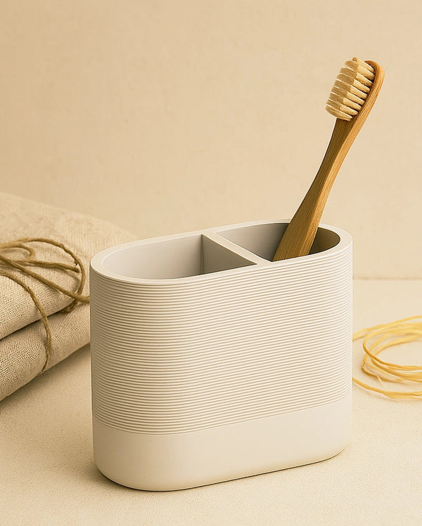 Portaspazzolini doppio khaki Marika in resina e naturale montato a parete, vista del design e della finitura - Exagonshop