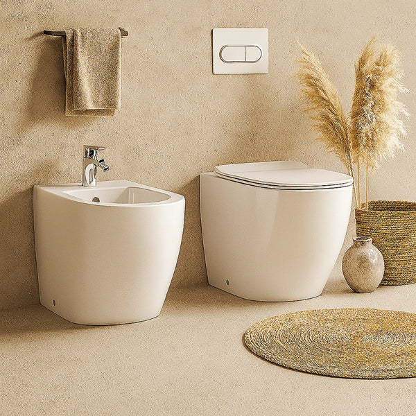 Sanitari filomuro ceramica vaso e bidet con sedile chiusura rallentata Linea Zeta