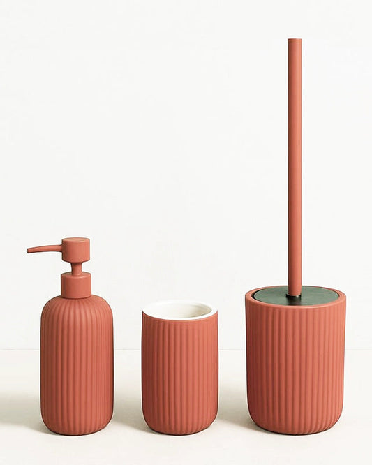 Set accessori bagno in ceramica rosso mattone Color 3pz, dettaglio ravvicinato del materiale e dell'aggancio - Exagonshop
