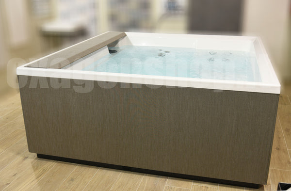 Novellini Divina XL Spa Outdoor minipiscina vasca idromassaggio da esterno con cromoterapia audio bluetooth UV Copertura termica