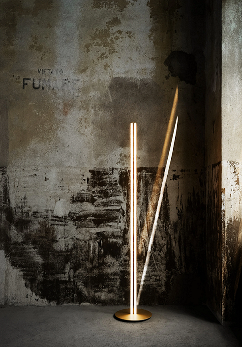 Flos Coordinates Floor Lampada da pavimento 200 cm a luce diffusa in alluminio anodized Champagne