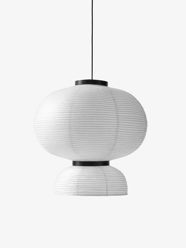 Lampada a sospensione 70 cm in carta di riso bianco avorio &Tradition Formakami JH5