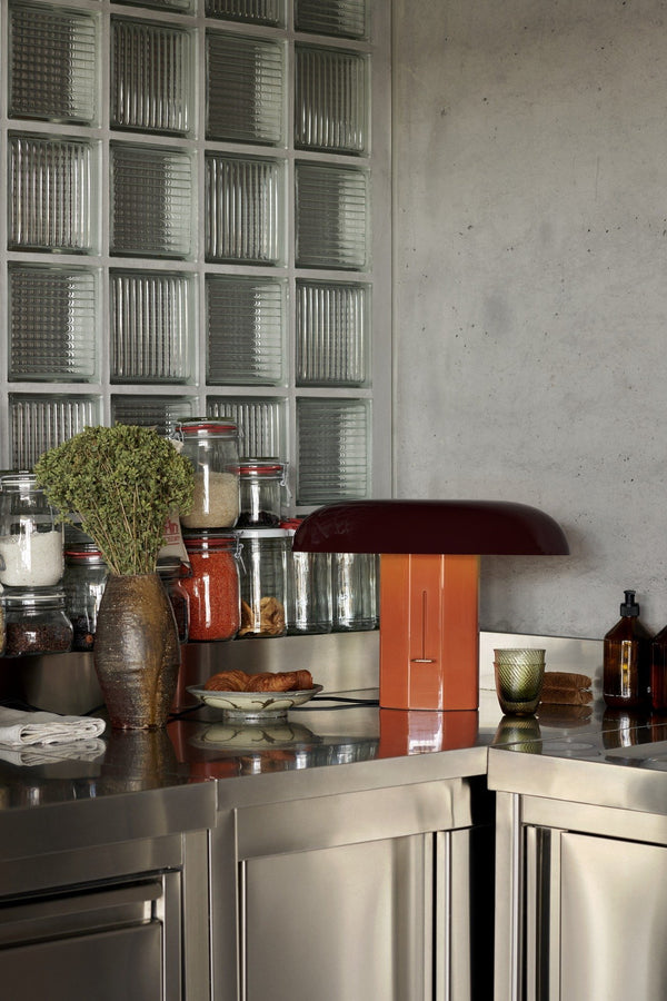 Lampada da tavolo con dimmer Amber & Ruby &tradition Montera jh42