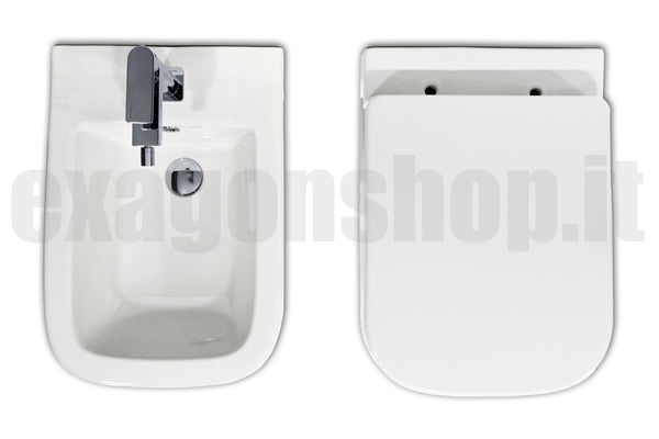 Coppia sanitari sospesi con Softclose Bianco Legend ambientato su piano bagno con accessori - Exagonshop
