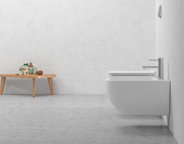 Coppia sanitari sospesi vaso e bidet con Sedile a Chiusura Rallentata Bianco Legend