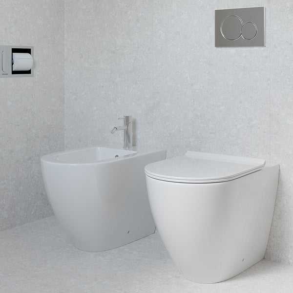 Sanitari filomuro ceramica vaso e bidet con sedile chiusura rallentata Linea Zeta