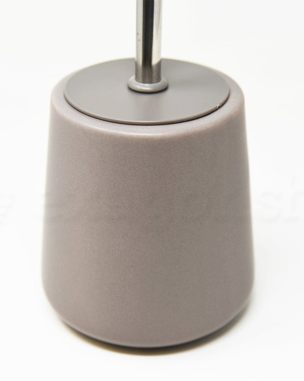 Porta scopino wc da pavimento in ceramica tortora Sidney, dettaglio ravvicinato del materiale e dell'aggancio - Exagonshop