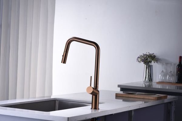 Rubinetto cucina con bocca estraibile in ottone PVD oro rosa spazzolato Monza