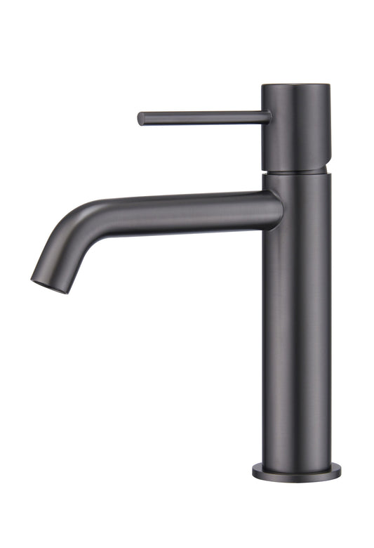 Coppia rubinetti lavabo e bidet senza scarico grigio Canna Di Fucile ambientato su piano bagno con accessori - Exagonshop