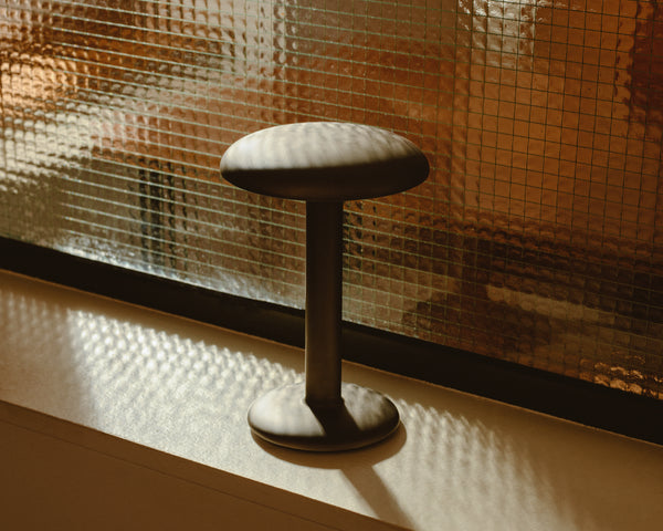Flos Gustave Lampada ricaricabile interno esterno 2700K 159LM Raw Aluminum