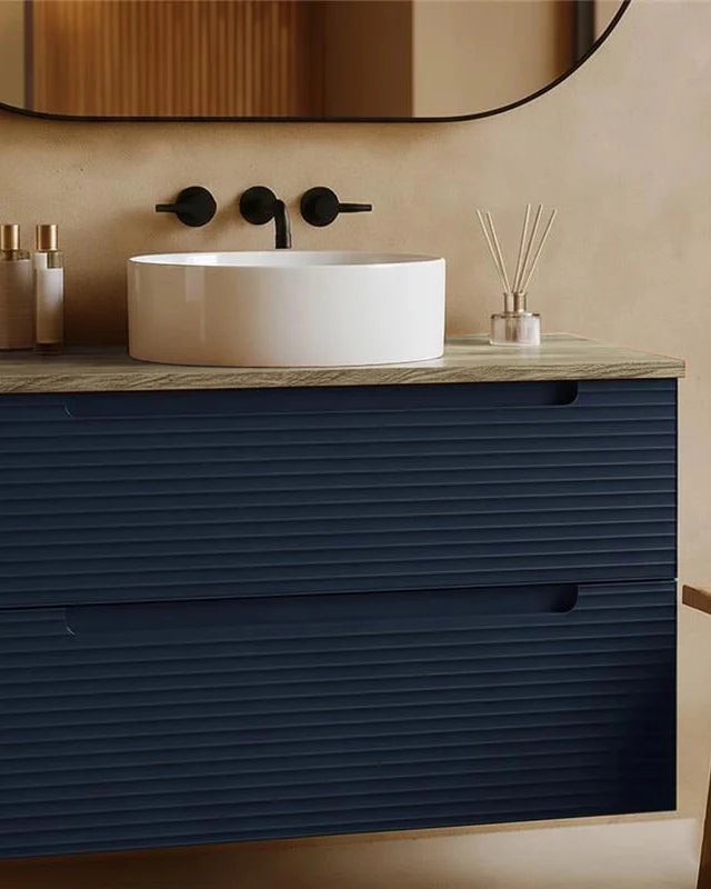 Mobile Bagno Sospeso: Guida Completa a Misure, Materiali, Finiture e Stili 2026