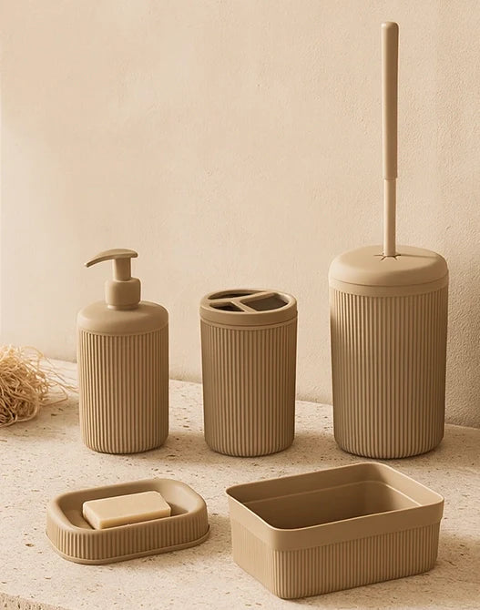Accessori Bagno: Guida Completa a Materiali, Finiture e Misure 2026