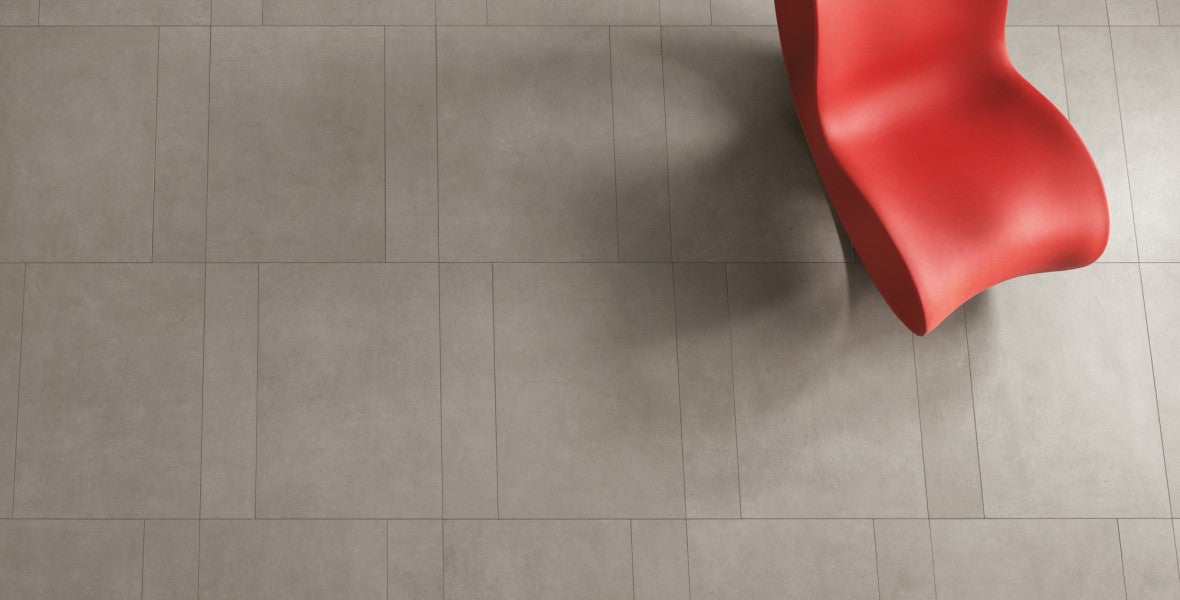 Ceramiche Caesar Gate Rivestimento 75x75 Cm In Gres in ambientazione completa, vista d'insieme della stanza