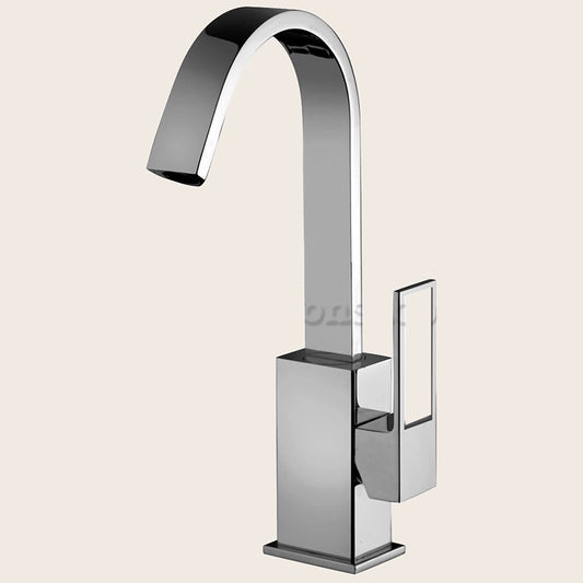 Paffoni Effe Ef878 Miscelatore lavabo Canna Piatta Senza ambientato su piano bagno con accessori