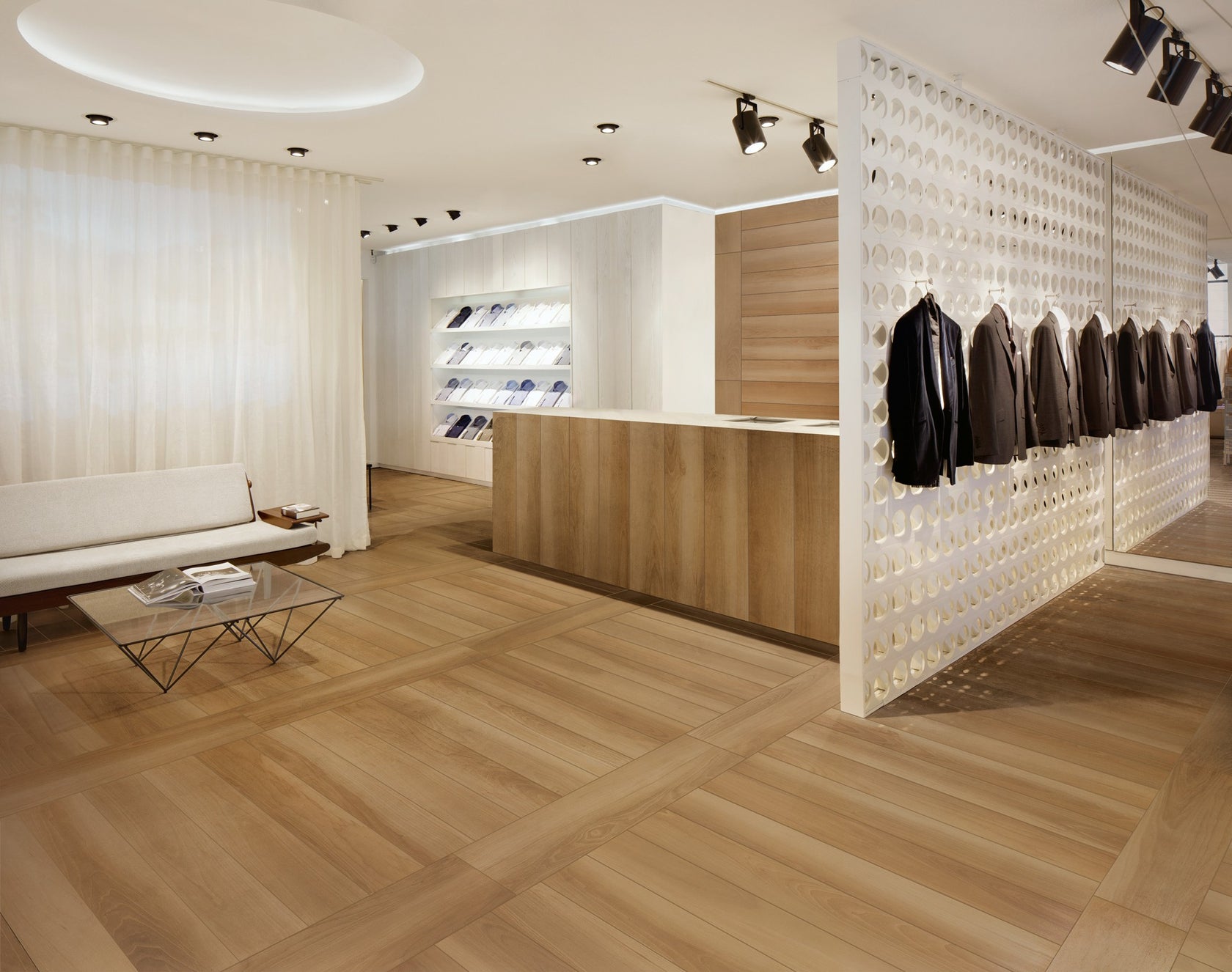 Pavimento 20x120 effetto parquet Rettificato Nordico Life in ambientazione completa, vista d'insieme della stanza