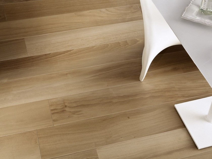 Pavimento 20x120 effetto parquet Rettificato Nordico Life, dettaglio ravvicinato della finitura e delle fughe