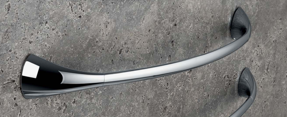 colombo Link portasciugamani 48 cm Cromo, dettaglio ravvicinato del materiale e dell'aggancio - Colombo Design