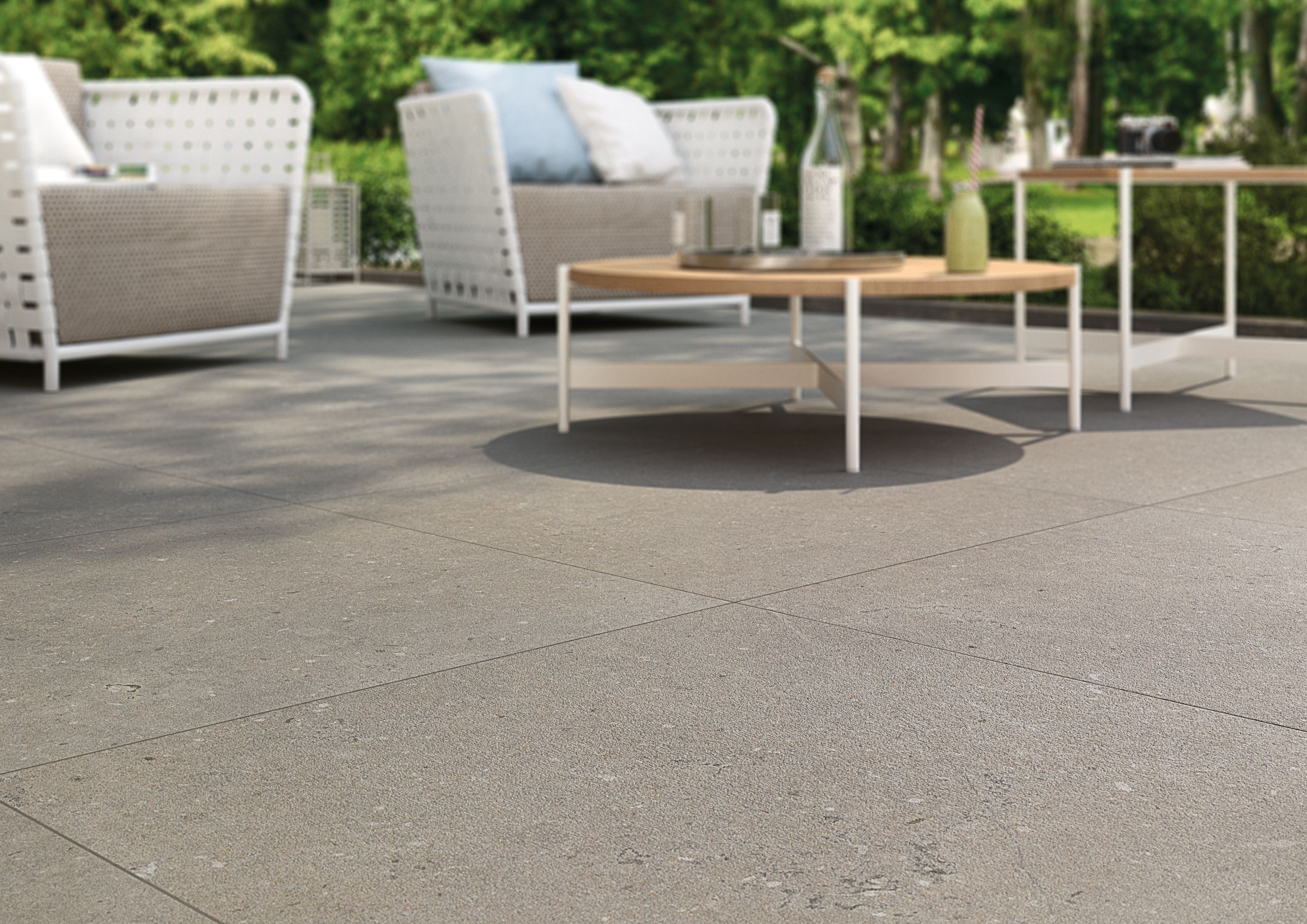 Cotto D'Este Kerlite Cluny 3 Plus Pavimento Rivestimento Argerot Cluny posata in ambiente arredato, dettaglio della...
