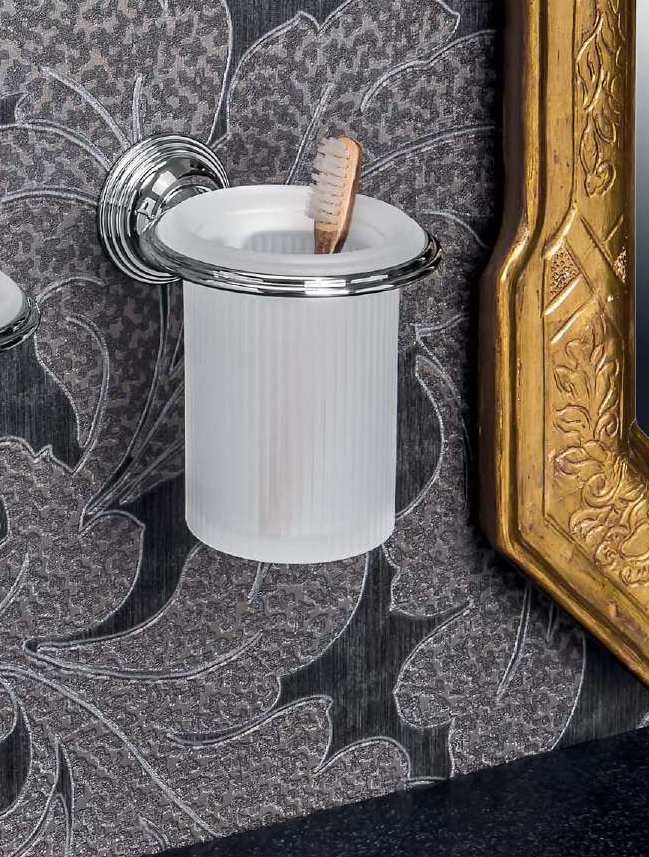 Colombo Design Hermitage bicchiere portaspazzolini in Vetro in vetro acidato e cromato montato a parete, vista del design...