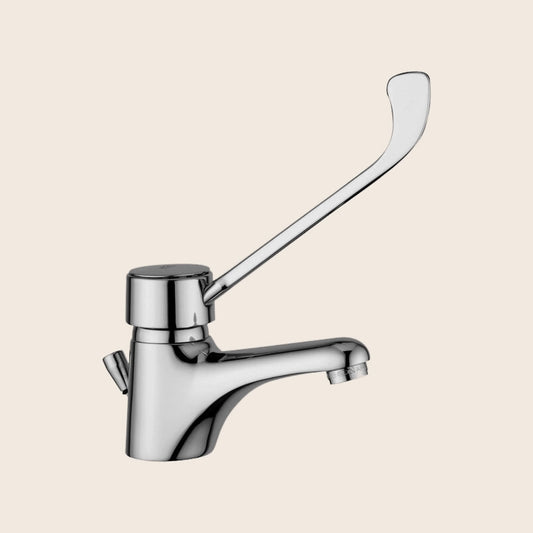 Paffoni Nettuno Nt305 Miscelatore Lavabo Con Leva Clinica ambientato su piano bagno con accessori
