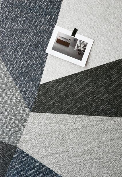 Pavimento rivestimento 90x90 effetto tessuto mix Digital in ceramica, superficie e texture ravvicinata del gres...