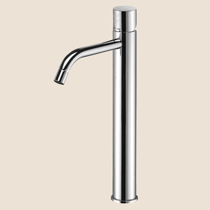 Paffoni Light Ligx081 Miscelatore Lavabo Alto per ciotola ambientato su piano bagno con accessori