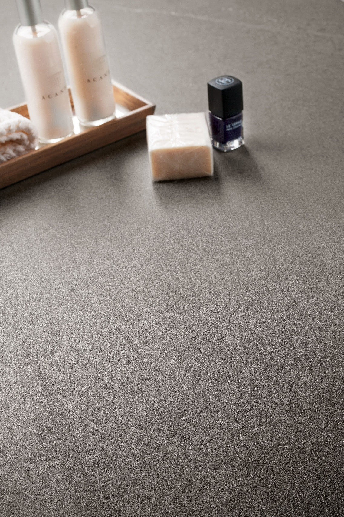 Cotto D'Este Kerlite Limestone 5 Plus Pavimento in ambientazione completa, vista d'insieme della stanza - Cotto D Este...