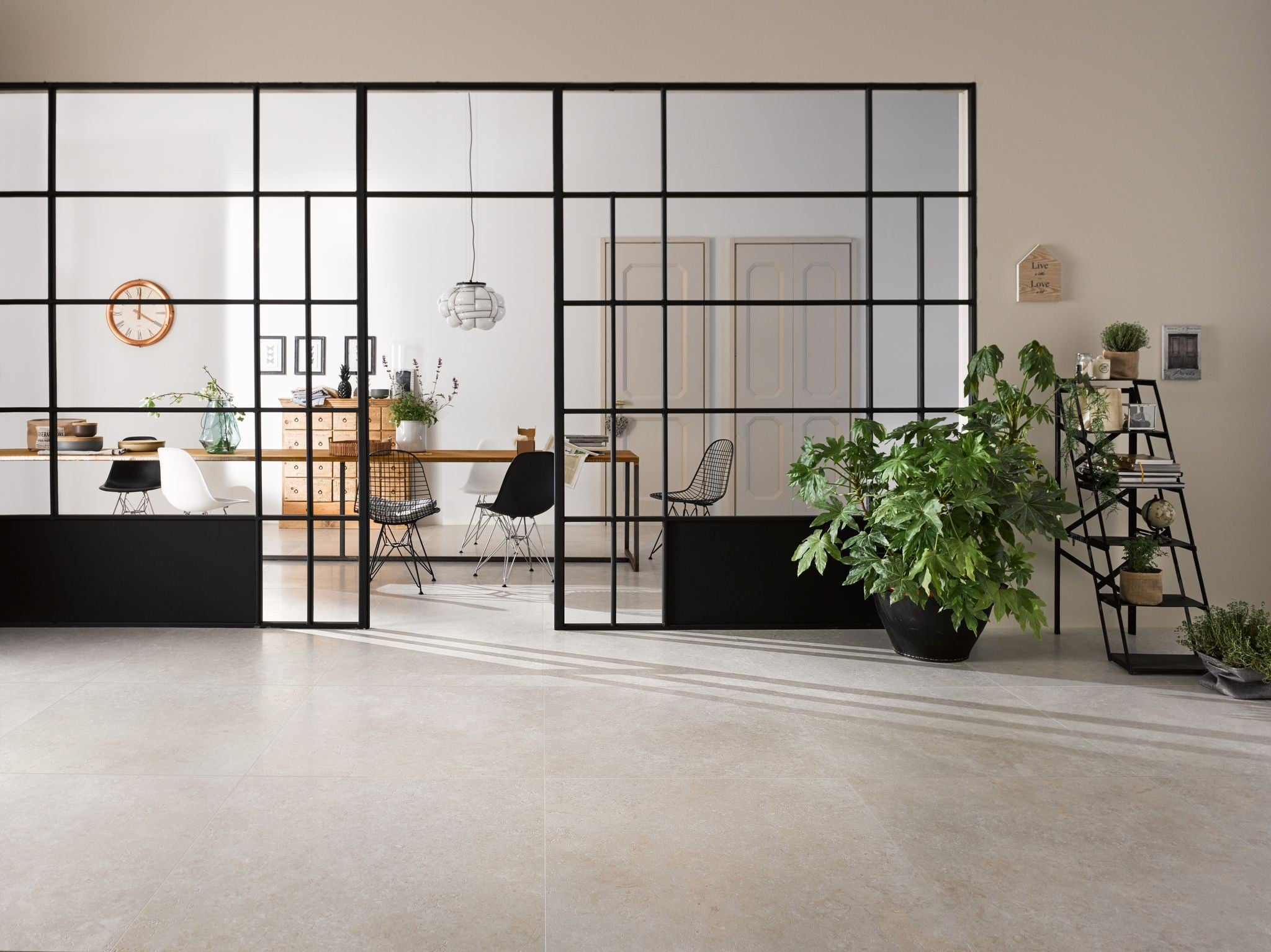 Cotto D'Este Secret Stone 14mm Pavimento Rivestimento 60x60 posata in ambiente arredato, dettaglio della venatura - Cotto...