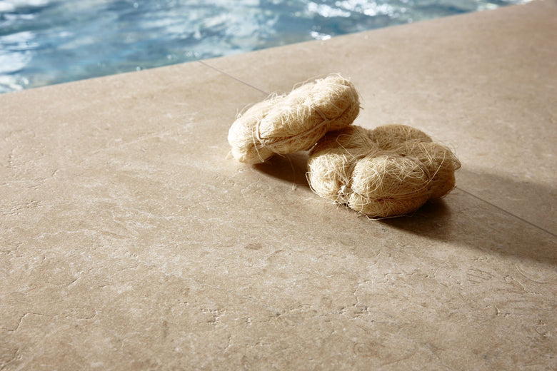 Cotto D'Este Secret Stone 14mm Pavimento Rivestimento 90x90 in rettificato, superficie e texture ravvicinata del gres...