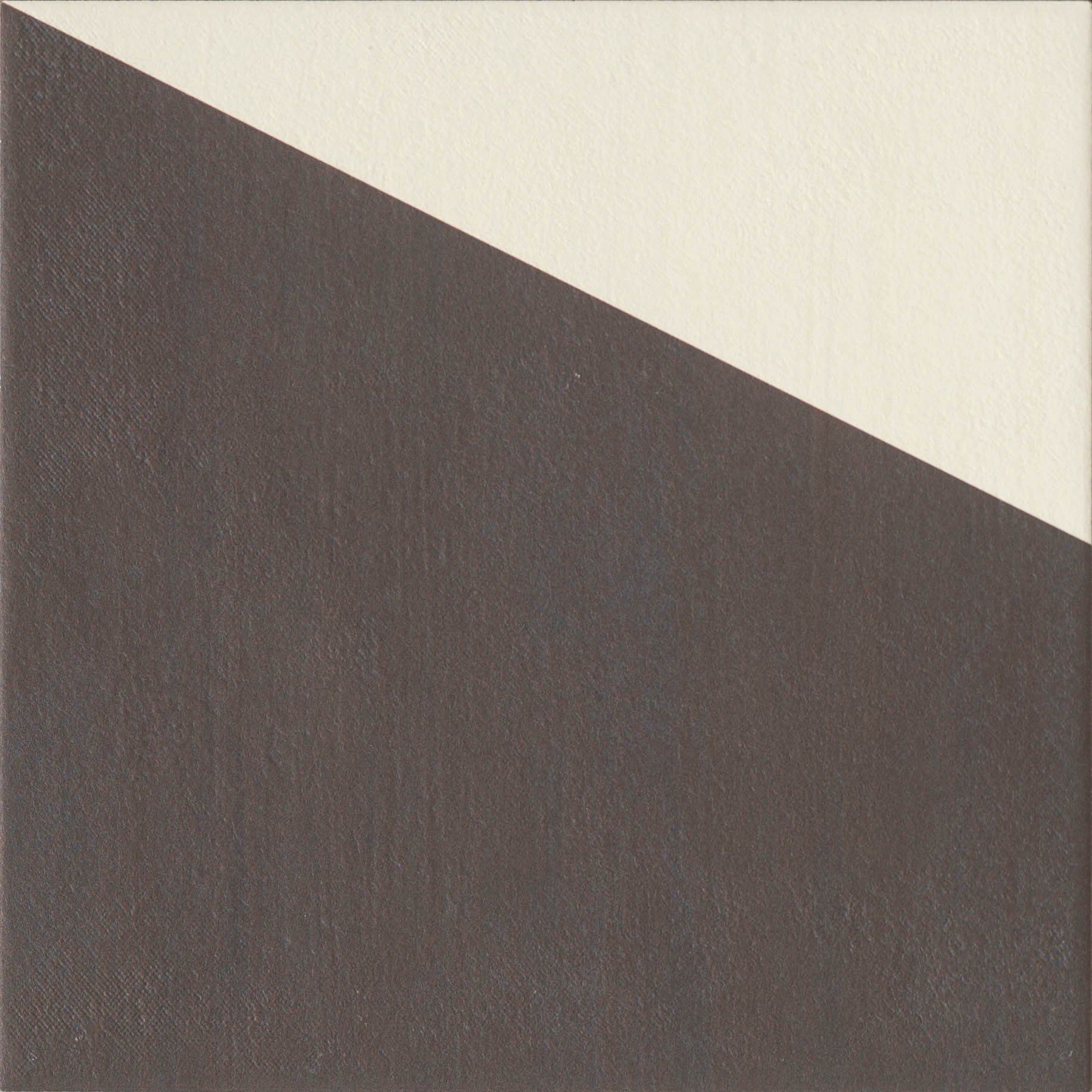 Mutina Puzzle Comb Edge Piastrella Cm 25x25 In Gres in gres porcellanato e smaltato, superficie e texture ravvicinata del...