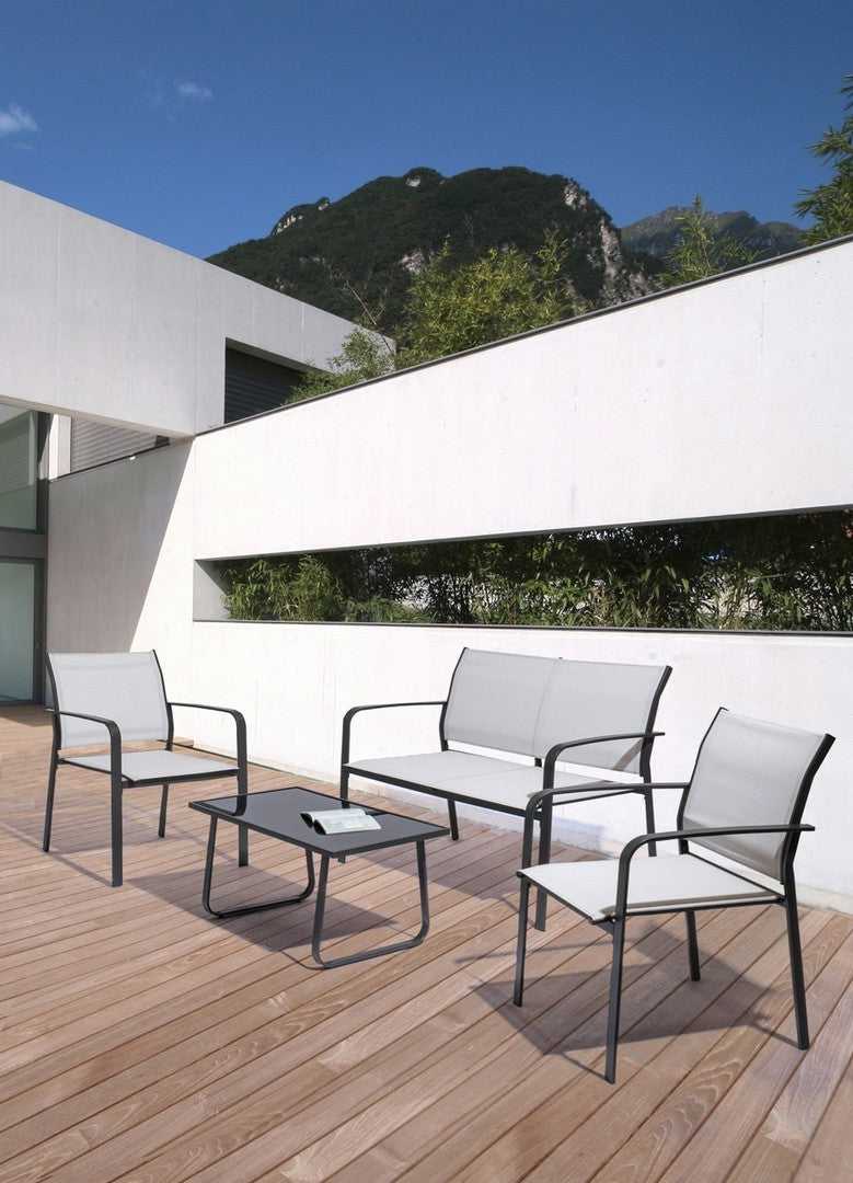 Andrea Bizzotto Arent salotto da Giardino Bianco Antracite Bianco Grigio ambientato in spazio living con arredi coordinati