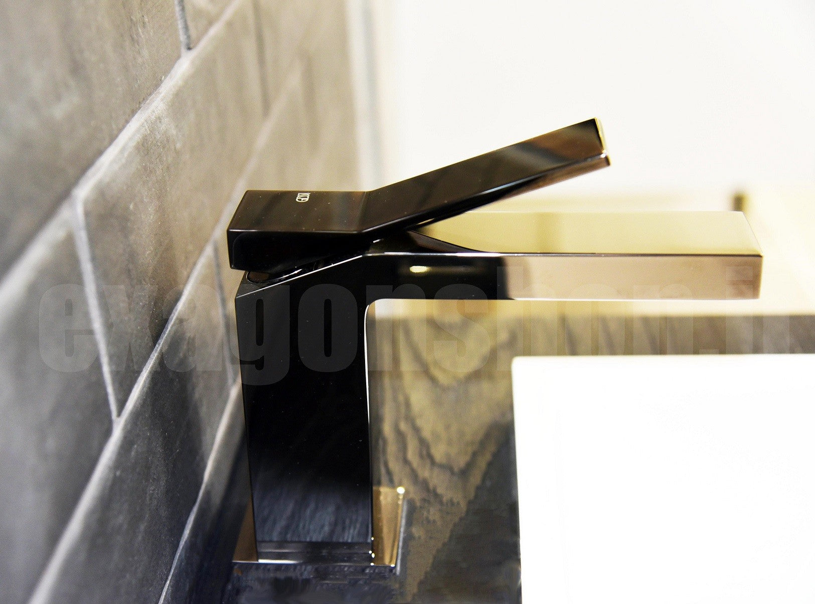 Rettangolo K Gessi Miscelatore lavabo con piletta black, vista laterale del profilo e della forma
