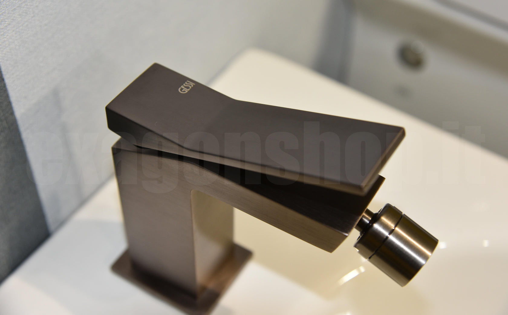 Gessi Rettangolo K Miscelatore Bidet con piletta black, componenti inclusi smontati: corpo incasso, placca e rosone